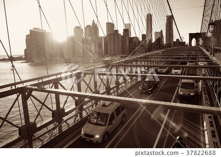 Brooklyn Bridge with traffic Brooklyn Bridge with traffic 37822688
