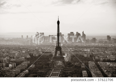 Paris rooftop 37822706