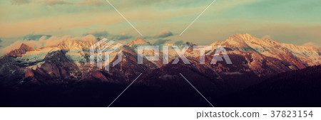 Kings Canyon mountain Kings Canyon mountain 37823154