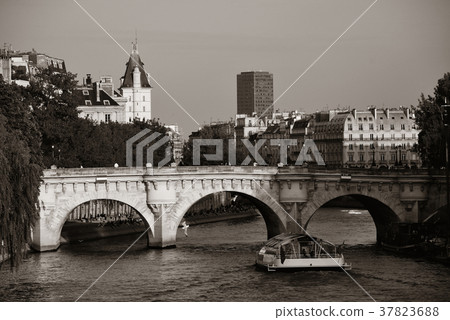River Seine River Seine 37823688
