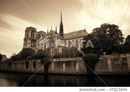 River Seine River Seine 37823694