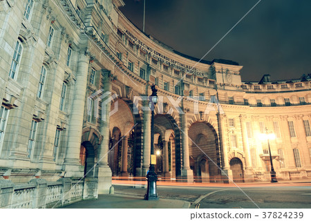 Admiralty Arch London Admiralty Arch London 37824239