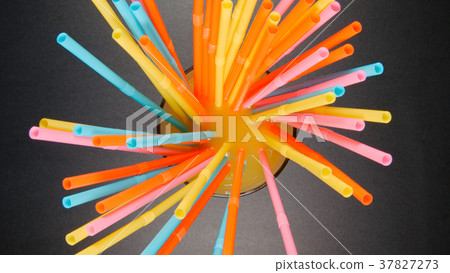 TOP VIEW: Many colour tubes in a glass TOP VIEW: Many colour tubes in a glass 37827273