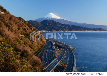 Mt. Fuji from Satsuki Pass Mt. Fuji from Satsuki Pass 37837665