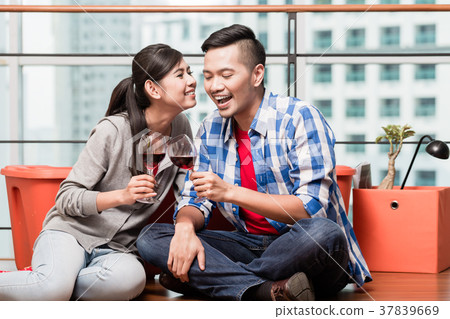 Young lovers after moving in having after work 37839669
