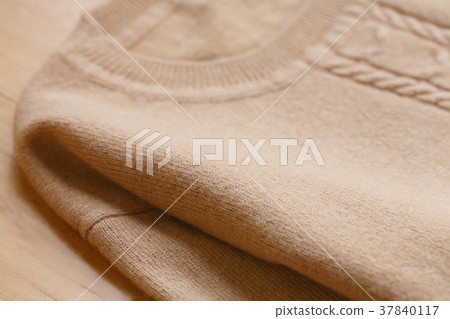 Winter clothing beige knit sweater products Winter clothing beige knit sweater products 37840117