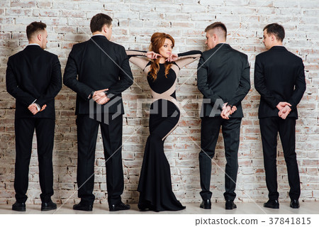 Mixed group of business men and woman 37841815