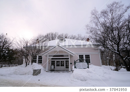 Edwin Dunn Memorial Hall Edwin Dunn Memorial Hall 37841950