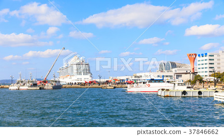 都市風景豪華遊輪和中央碼頭博多區，福岡市 37846662