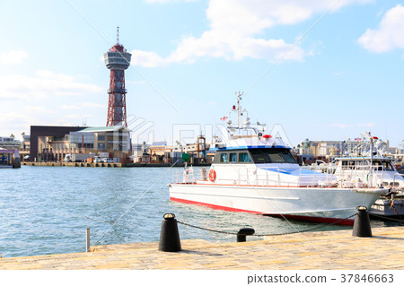 從Hakata福岡市博多區的中心街景Bayside Place Hakata 37846663