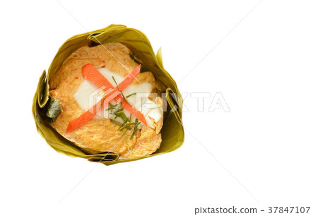 steamed fish with curry paste  37847107