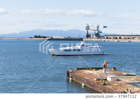 High speed boat leaving port of Miike Port, High speed boat leaving port of Miike Port, 37847112