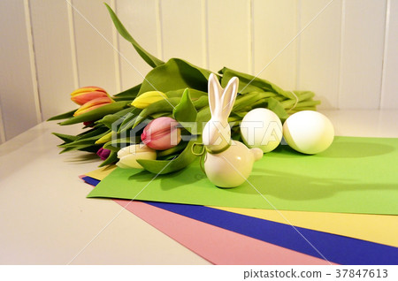 Easter concept, spring tulips and porcelain bunny 37847613