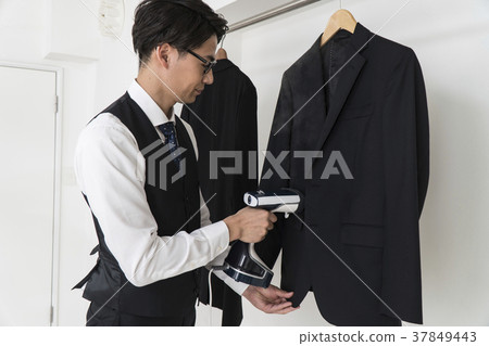 熨斗適合的商人 熨斗適合的商人 37849443