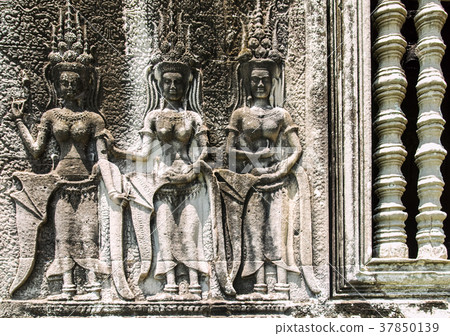 Details of decoration in ancient Angkor Wat Details of decoration in ancient Angkor Wat 37850139