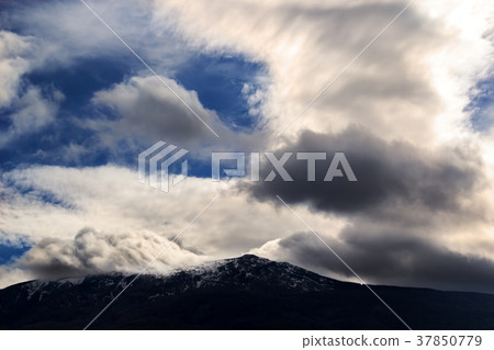Mountains and beautiful clouds formation 37850779
