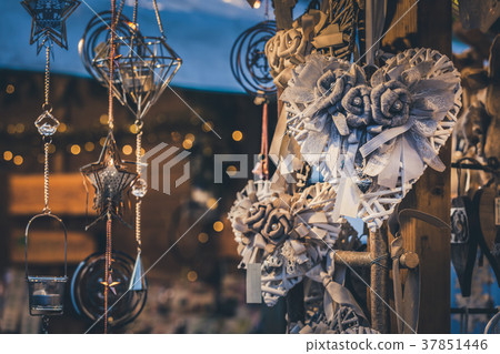 Illuminated Christmas fair kiosk 37851446