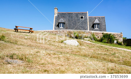 country houses in Ile-de-Brehat commune 37853699