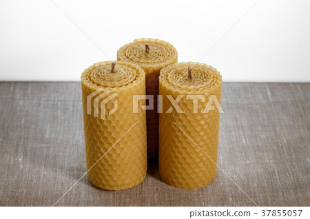 candles made of natural wax candles made of natural wax 37855057