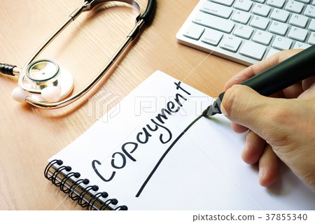 Handwriting sign copayment in a note. Handwriting sign copayment in a note. 37855340