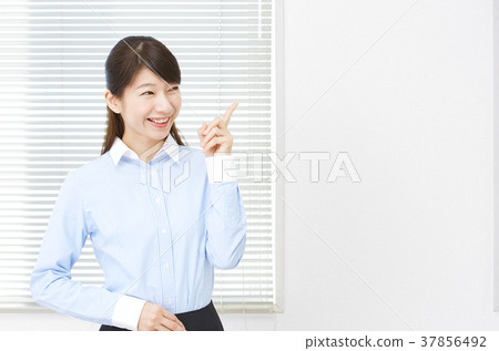 女性商業指向 37856492