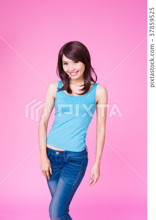 woman smile happily to you woman smile happily to you 37859525