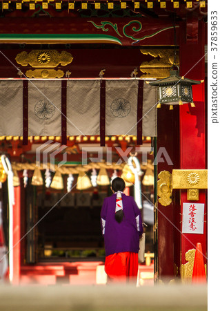 Shiogama Shrine _ image photo _ 2012.01.30 37859633