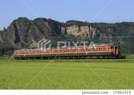 Both line 115 lines going near Iwaune 37861419
