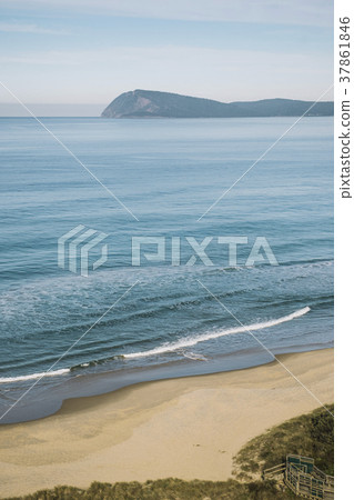 View of Bruny Island beach in the afternoon. View of Bruny Island beach in the afternoon. 37861846