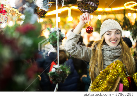 Girl at Xmas market Girl at Xmas market 37863295