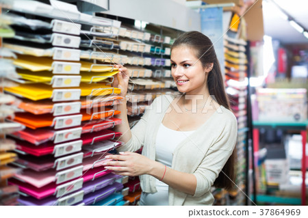 woman shopping multicolored paper woman shopping multicolored paper 37864969