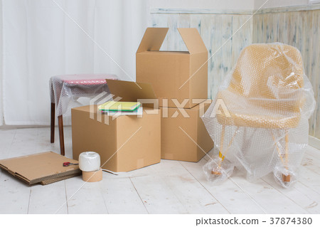Preparation for moving 37874380