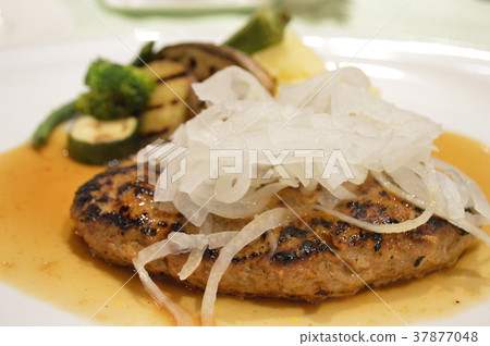 Japanese style hamburger steak 37877048