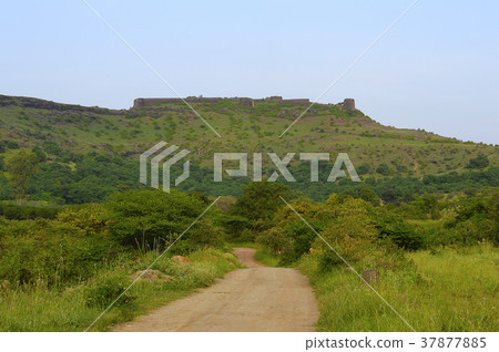 Road to Malhargad fort, Sonori fort, near Saswad Road to Malhargad fort, Sonori fort, near Saswad 37877885
