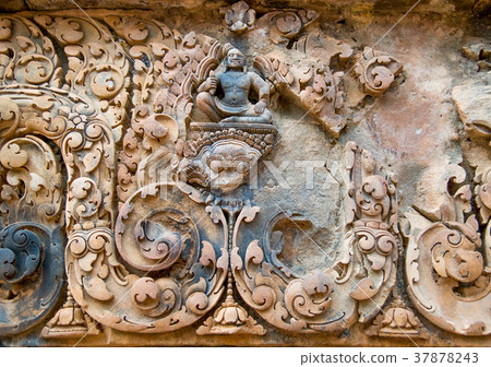 Details of decoration in ancient  Angkor Wat 37878243