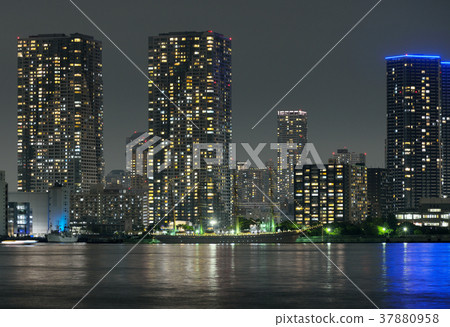 Kaio Maru在晚上 37880958