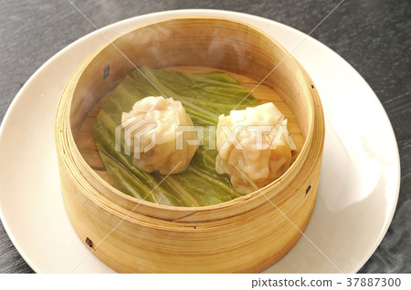Chinese dim sum Chinese dim sum 37887300