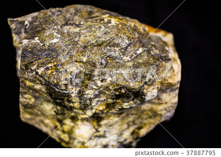 Geological mineral raw shiny golden stone Geological mineral raw shiny golden stone 37887795