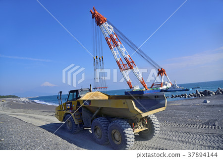 營養建築垃圾和碼頭施工升降機 37894144