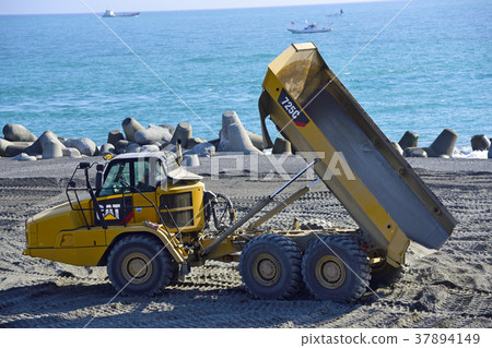 Dump truck and nourishment construction 37894149