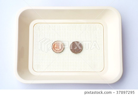 硬幣托盤和20日元 37897295