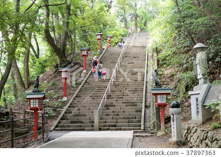 Takao-san Takao-san Yakuin表參道108級Manzaka 37897363