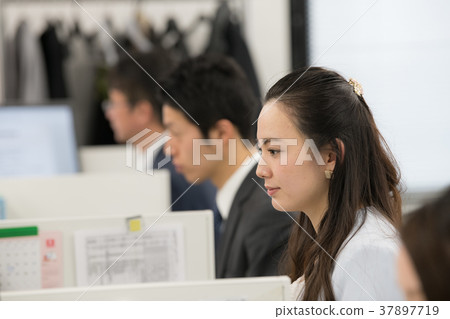 辦公室圖像男性女性 37897719
