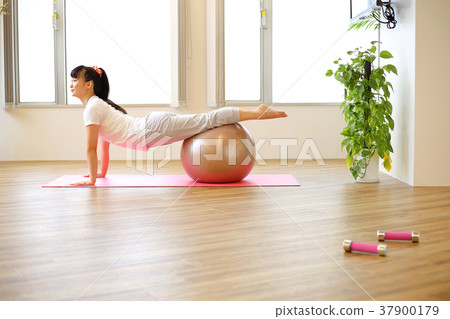 Fitness image Fitness image 37900179