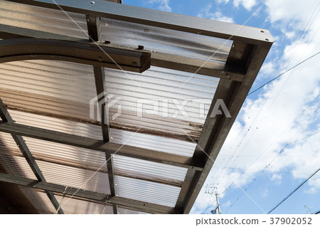 二手車棚 37902052