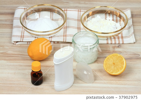 Antibacterial  and natural homemade deodorant 37902975