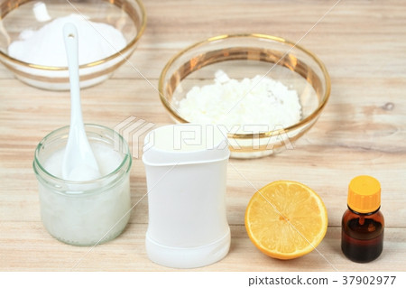 Antibacterial  and natural homemade deodorant 37902977