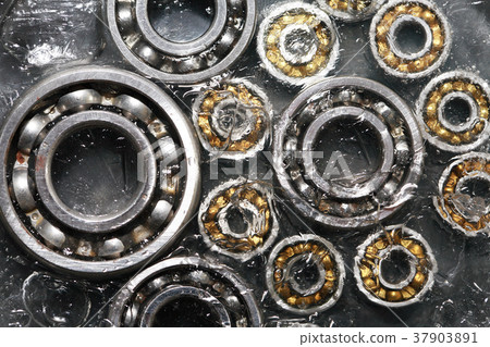 Ball Bearings In Ice Ball Bearings In Ice 37903891