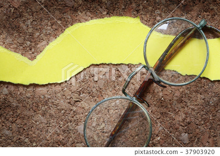 Old Glasses And Paper Old Glasses And Paper 37903920