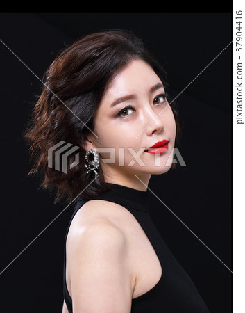 Beauty, Makeup, Beauty, Twenties, Female, Single Hair Beauty, Makeup, Beauty, Twenties, Female, Single Hair 37904416